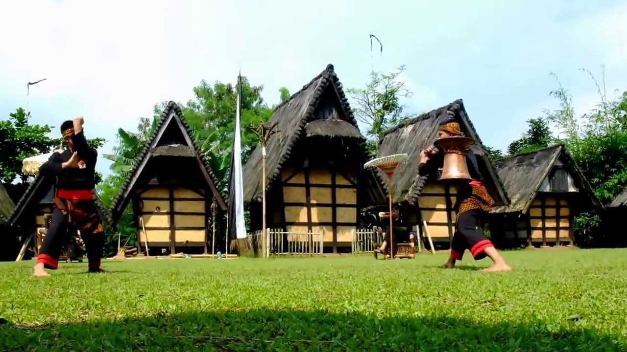 Tempat Wisata di Bogor - Kampung Budaya Sindang Barang
