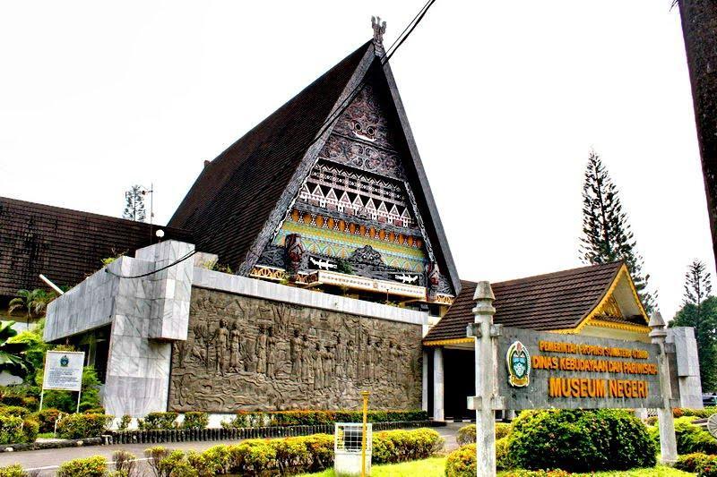 Tempat Wisata di Medan - Museum Sumatera Utara