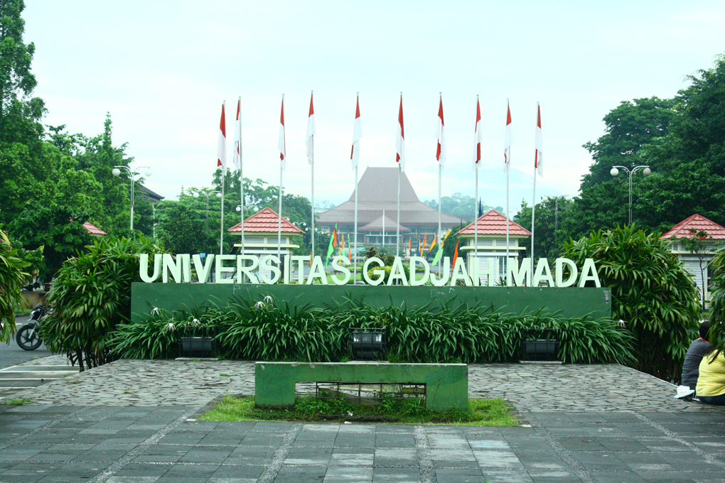 Perguruan Tinggi Favorit - Universitas Gadjah Mada