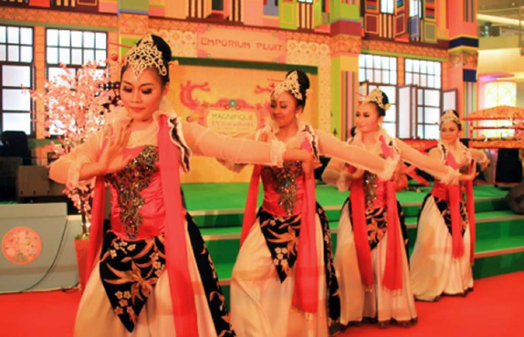 34 Tarian Daerah Di Provinsi Indonesia Asal Daerah Gambar Lengkap Mamikos Info